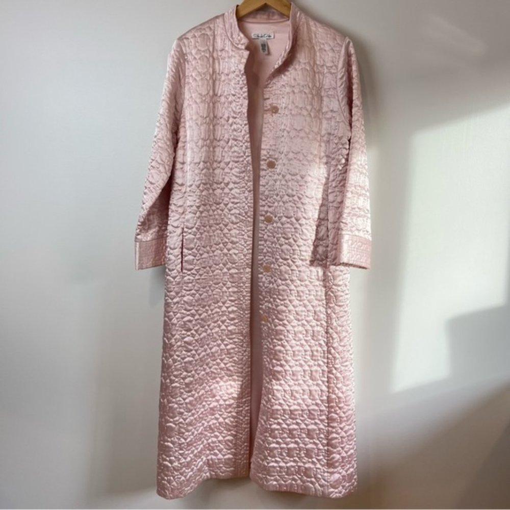 Oscar de la Renta for Neiman Marcus Quilted Pink Robe trench coat - Picture 1 of 15